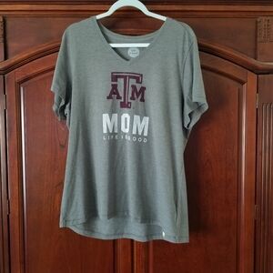 NWT Life Is Good Texas A&M Mom Gray Tshirt Size XL